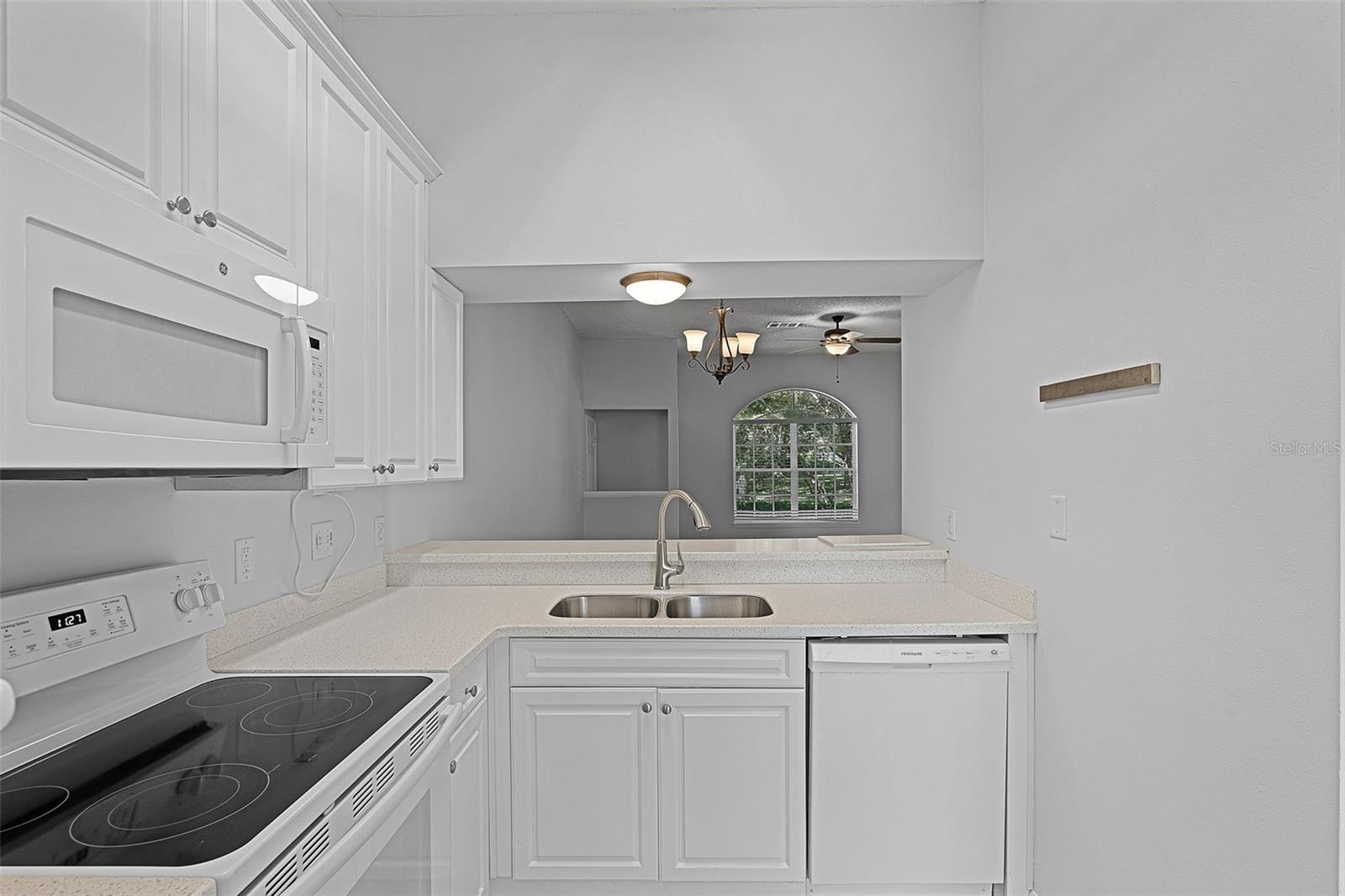 HUNTERS RESERVE - Residential