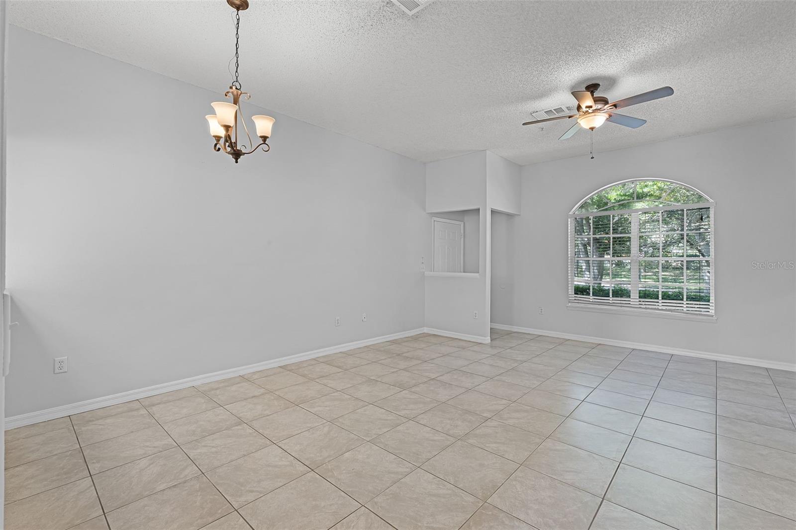 HUNTERS RESERVE - Residential