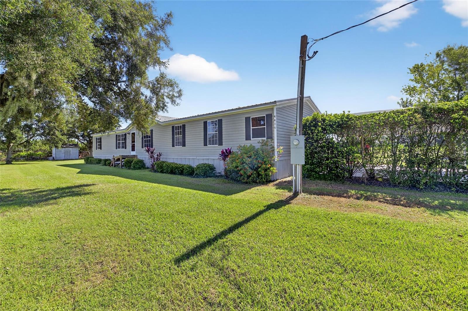 4416 PIPPIN ROAD