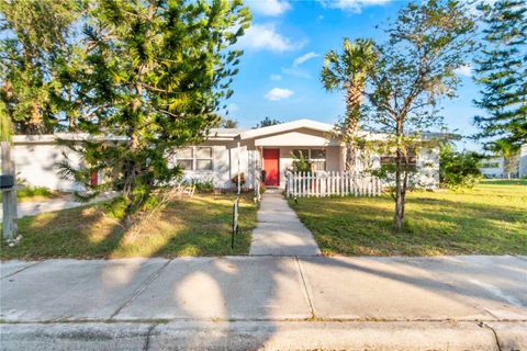 2695 S EAST AVENUE SARASOTA FL 34239