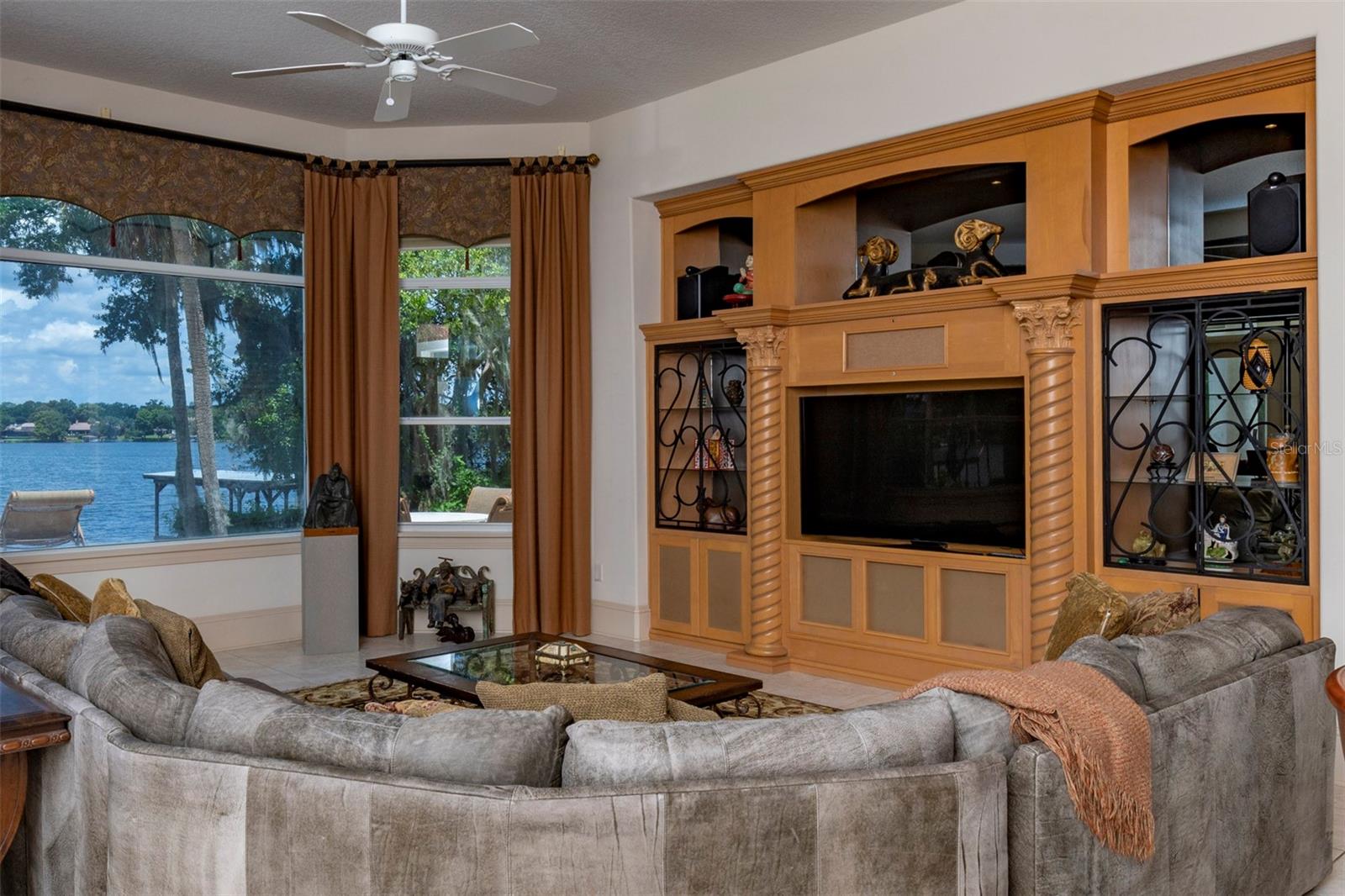 DOMMERICH ESTATES - Residential