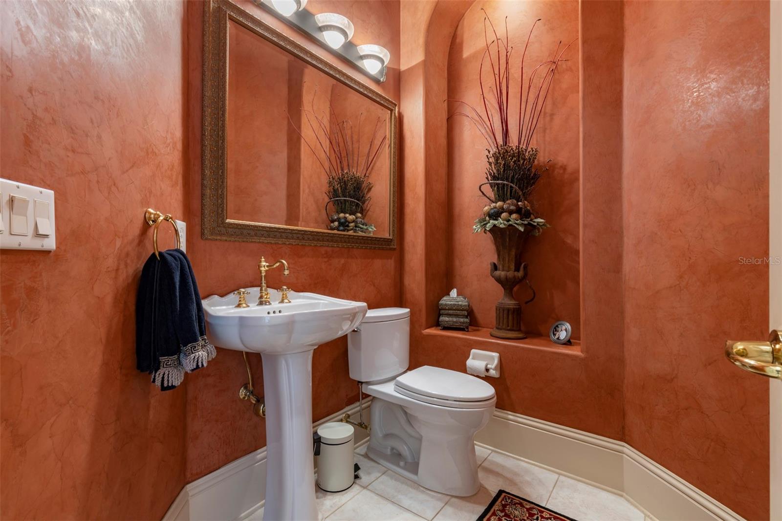 DOMMERICH ESTATES - Residential