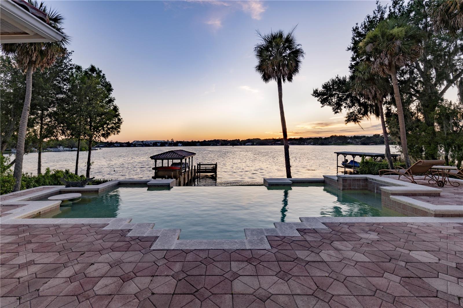 DOMMERICH ESTATES - Residential