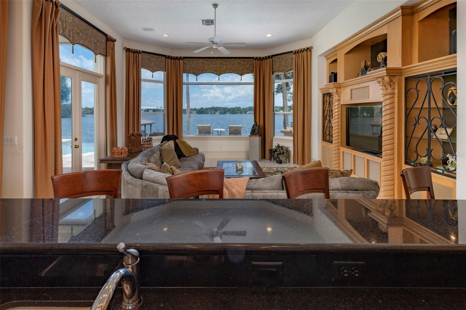 DOMMERICH ESTATES - Residential