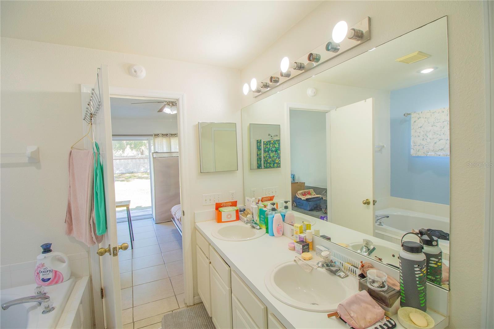 SOUTH POINTE PH 1A 1B - Residential