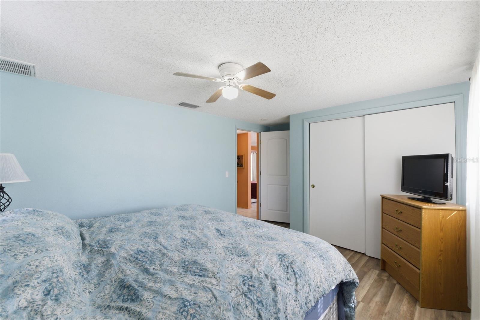 HOLIDAY HILL - Residential