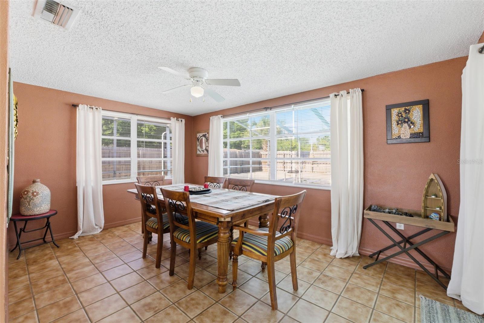 HOLIDAY HILL - Residential