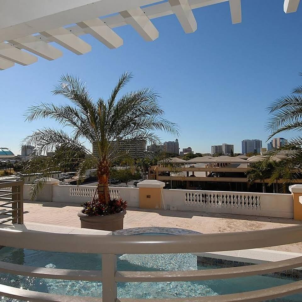 ALINARI - Residential Lease