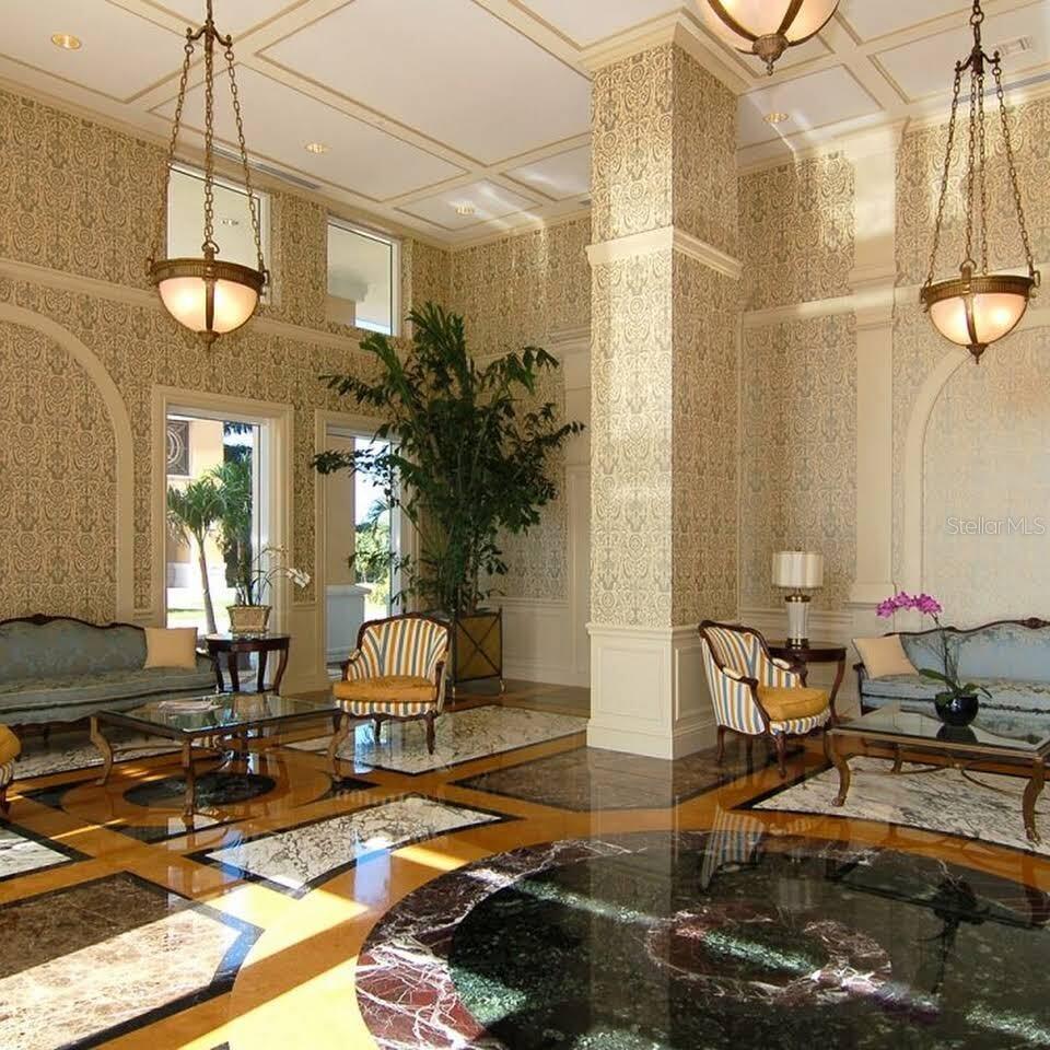 ALINARI - Residential Lease