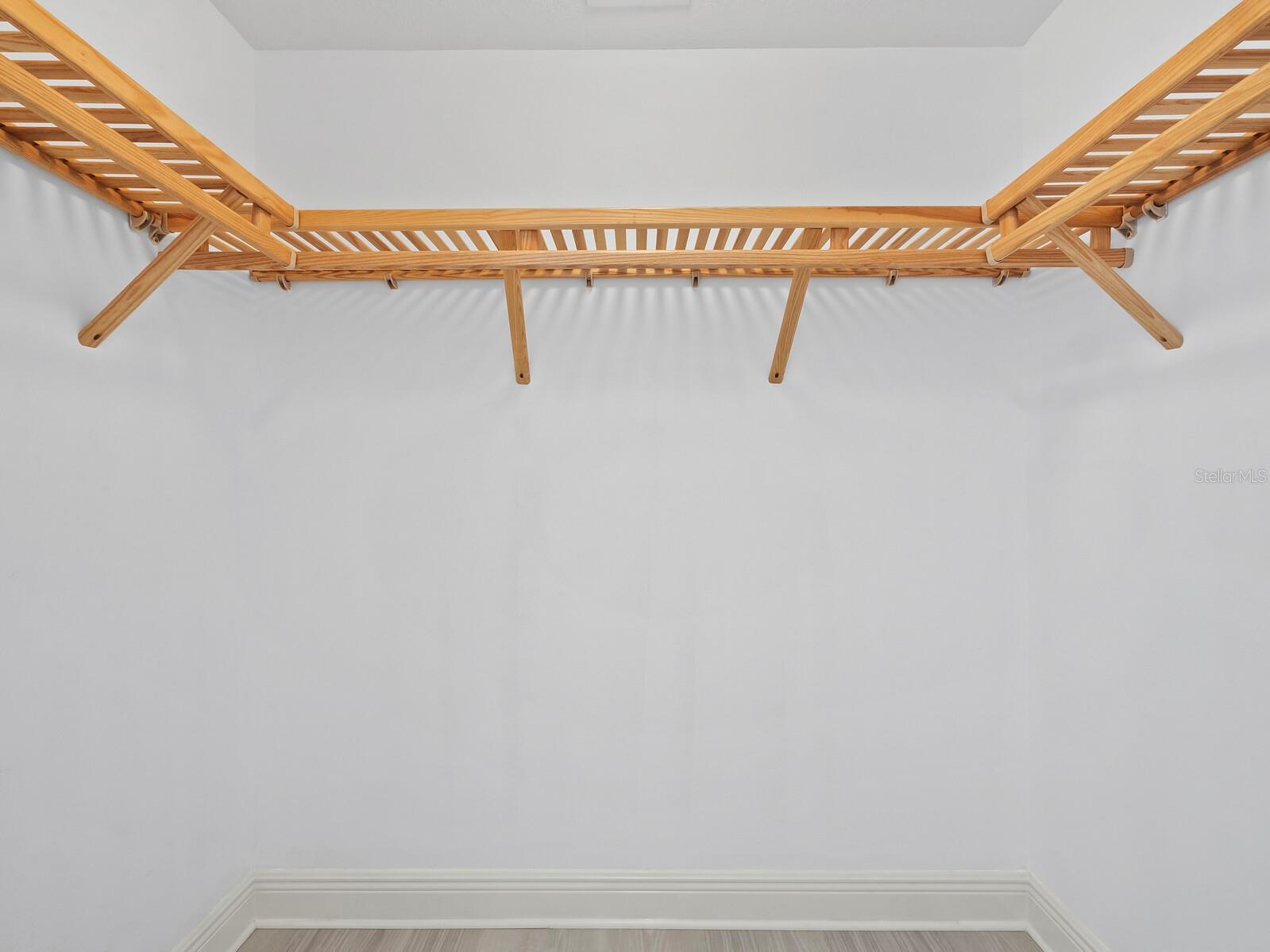 ALINARI - Residential Lease