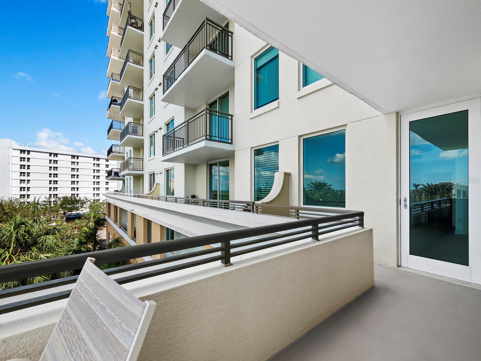 ALINARI - Residential Lease