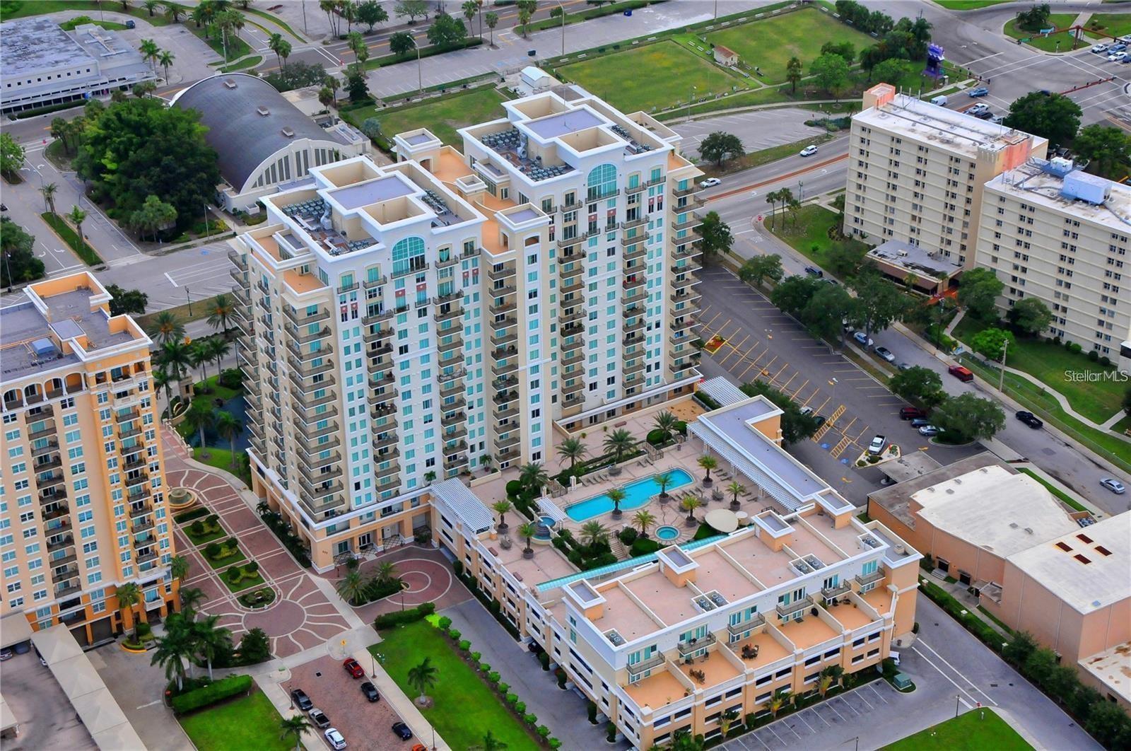 ALINARI - Residential Lease