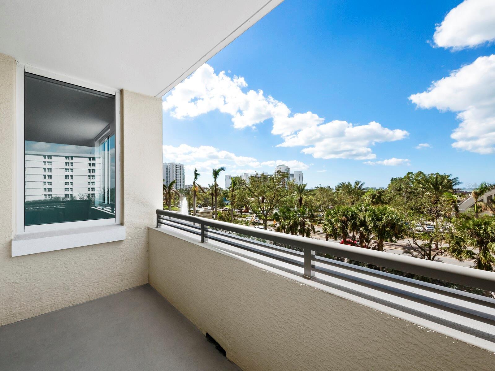 ALINARI - Residential Lease