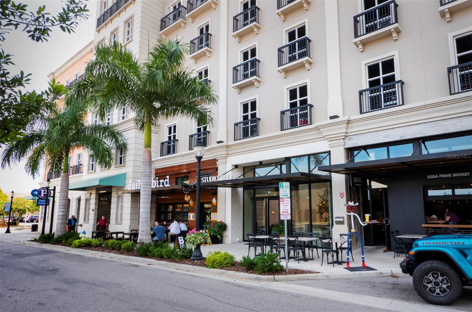 ALINARI - Residential Lease