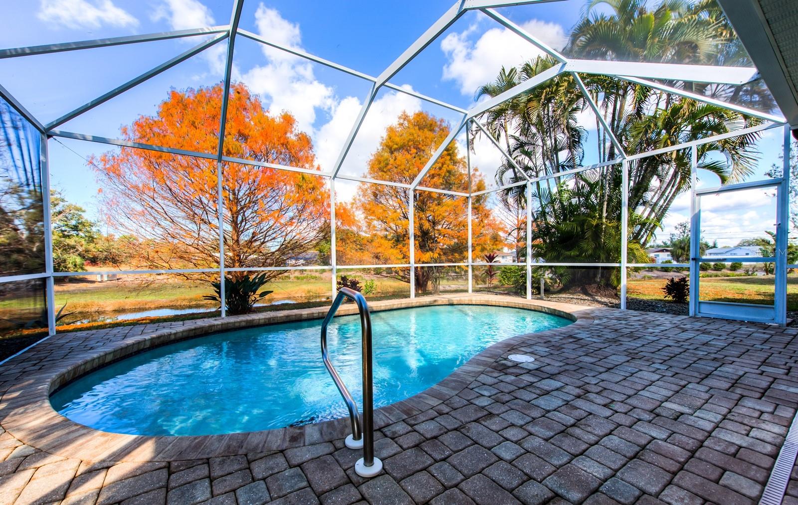 WOODMERE LAKES - Residential