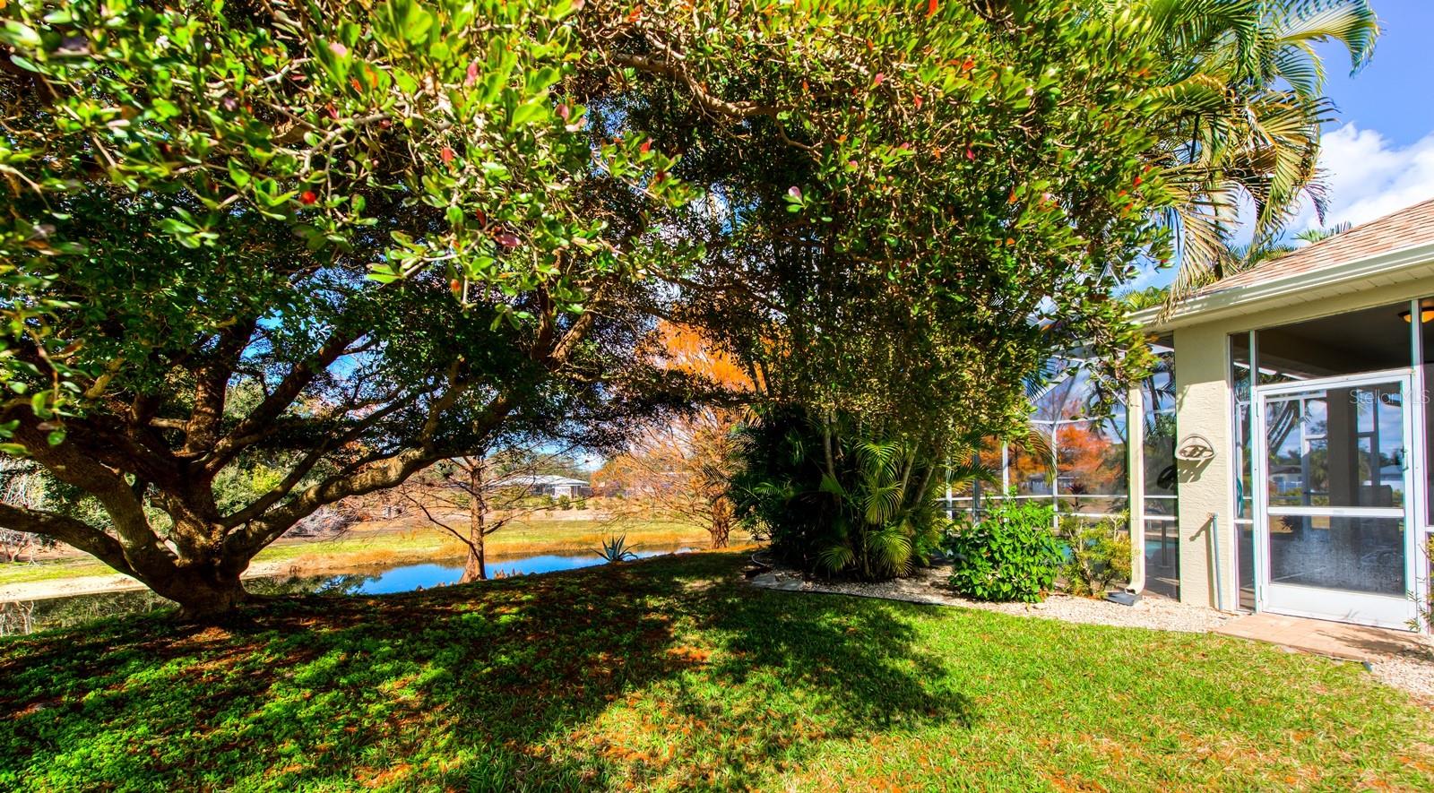 WOODMERE LAKES - Residential