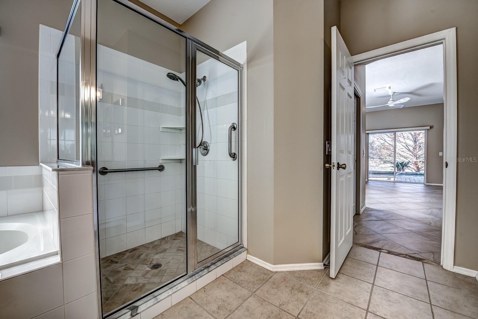 WOODMERE LAKES - Residential