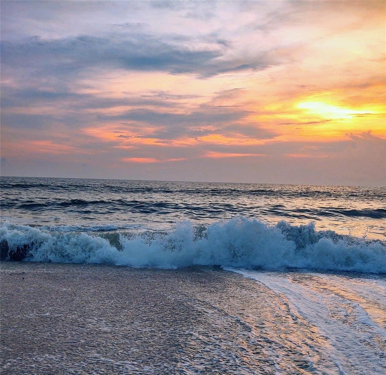 WOODMERE LAKES - Residential