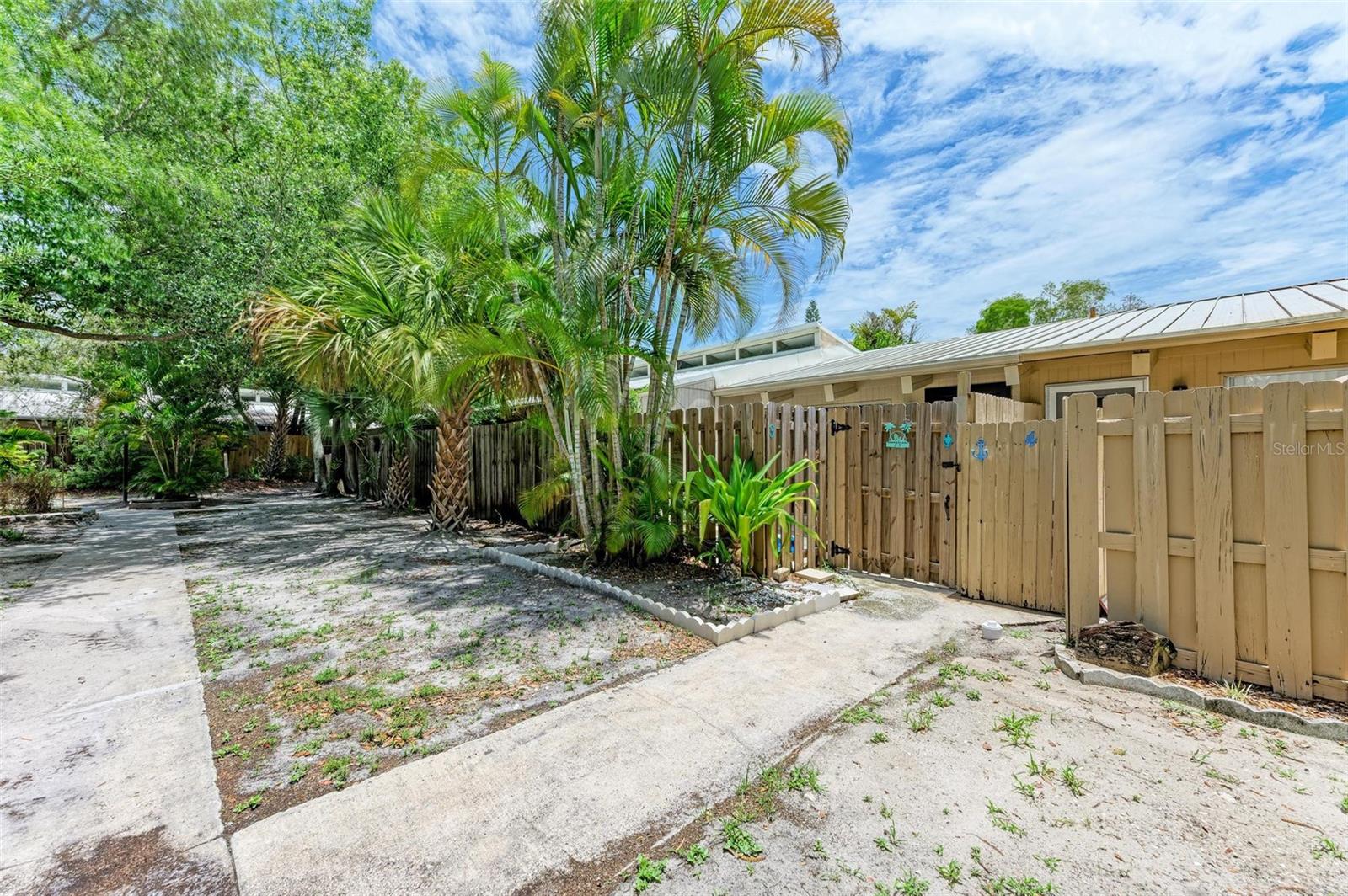 500 N JEFFERSON AVENUE C3