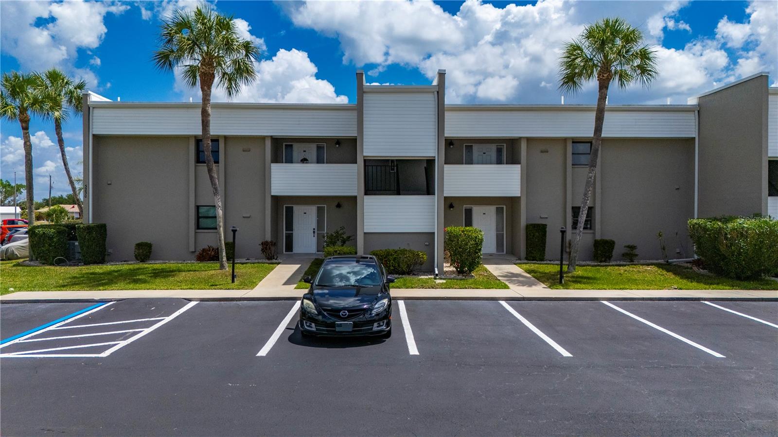 WHITE IBIS - Residential