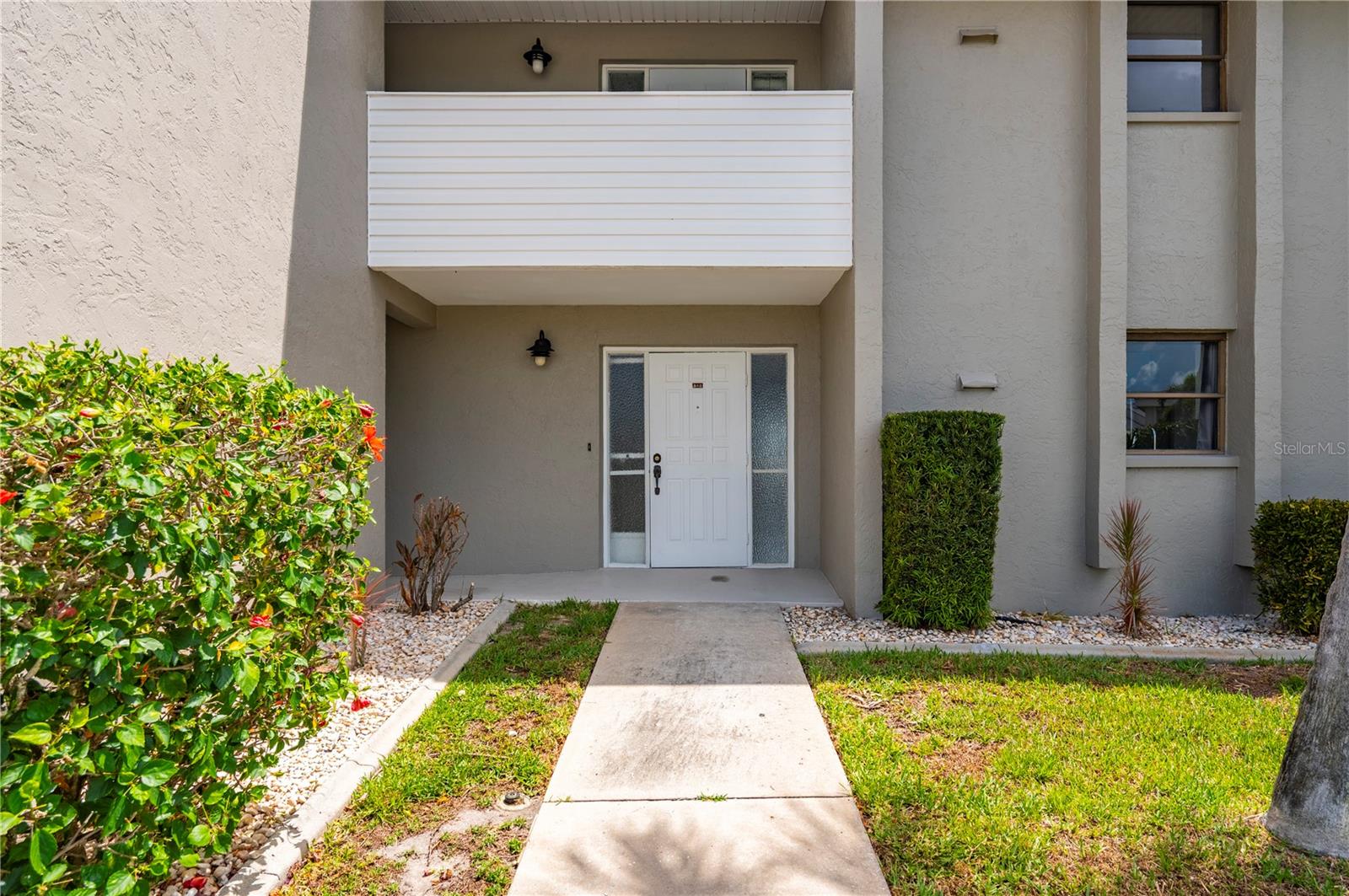 WHITE IBIS - Residential