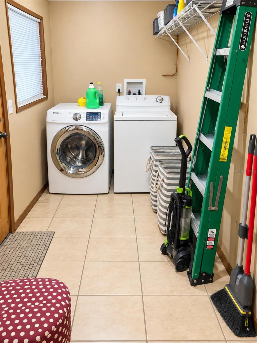 Photo of 932 Hart Street, Lake Wales, FL 33859 (MLS # O6453078)