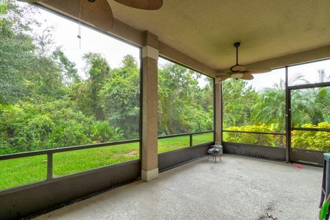 A home in DAYTONA BEACH