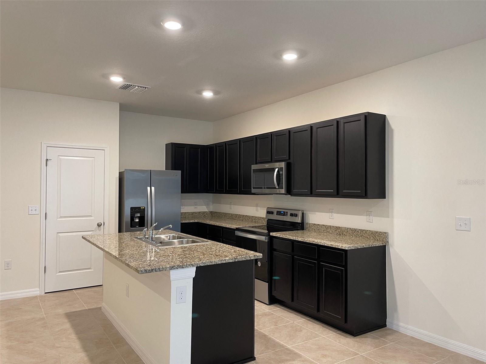 THE PRESERVE - Residential Lease