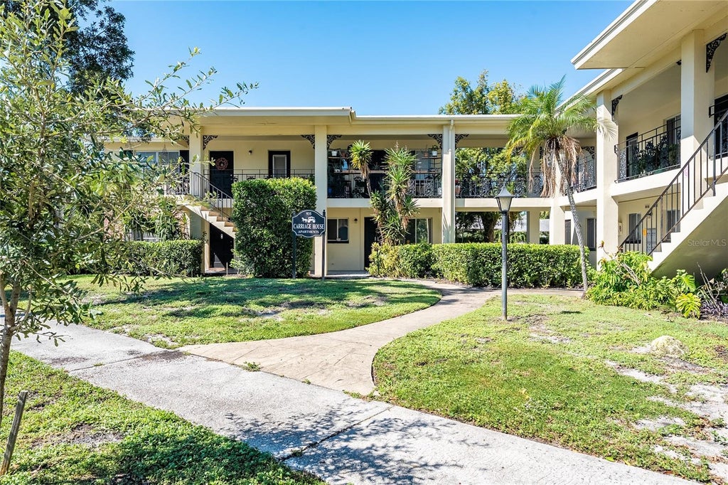 Photo of 935 34th Avenue N, St Petersburg, FL 33704 (MLS # TB8557619)