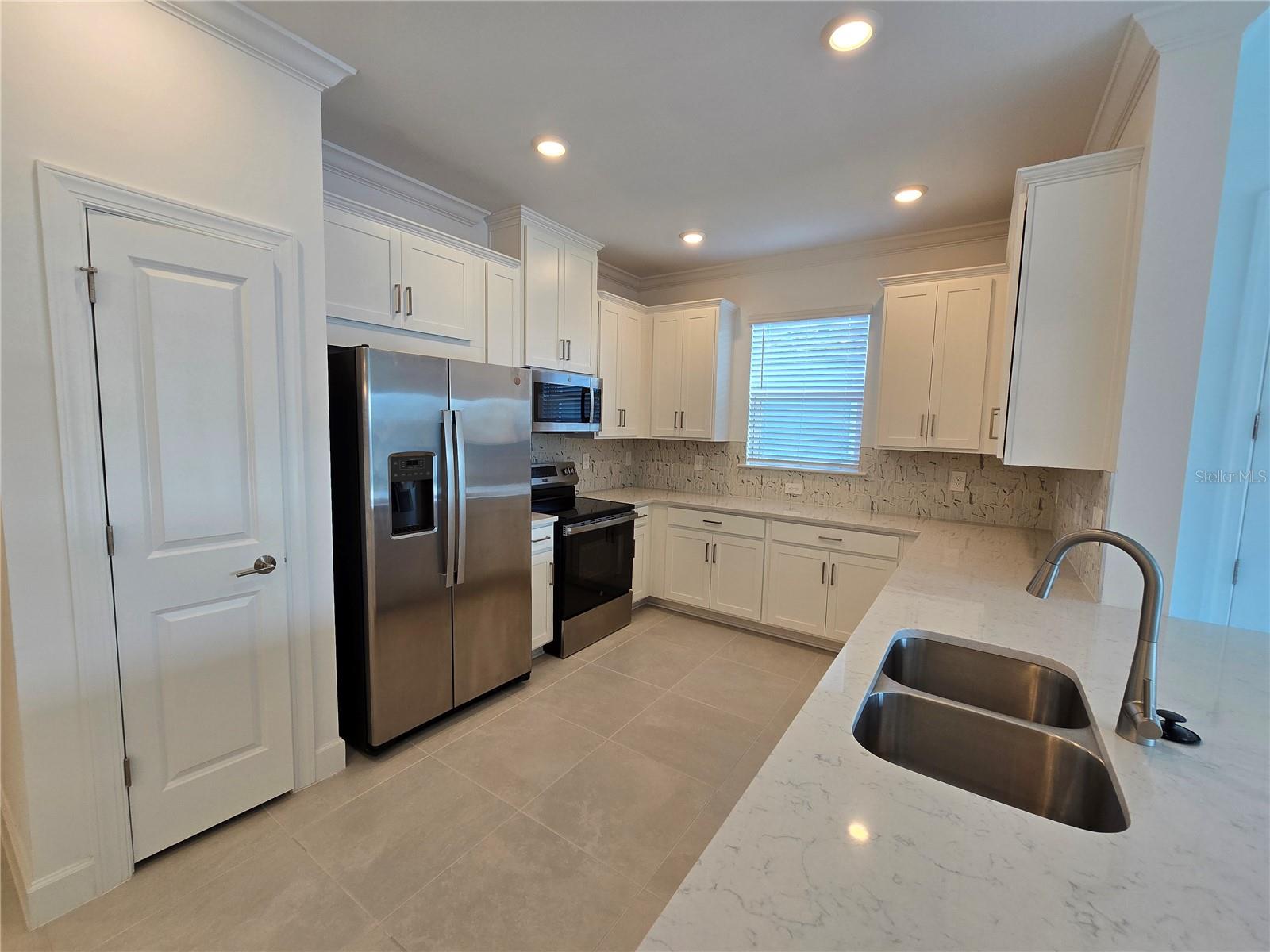 THE COVE AT WEST PORT - Residential