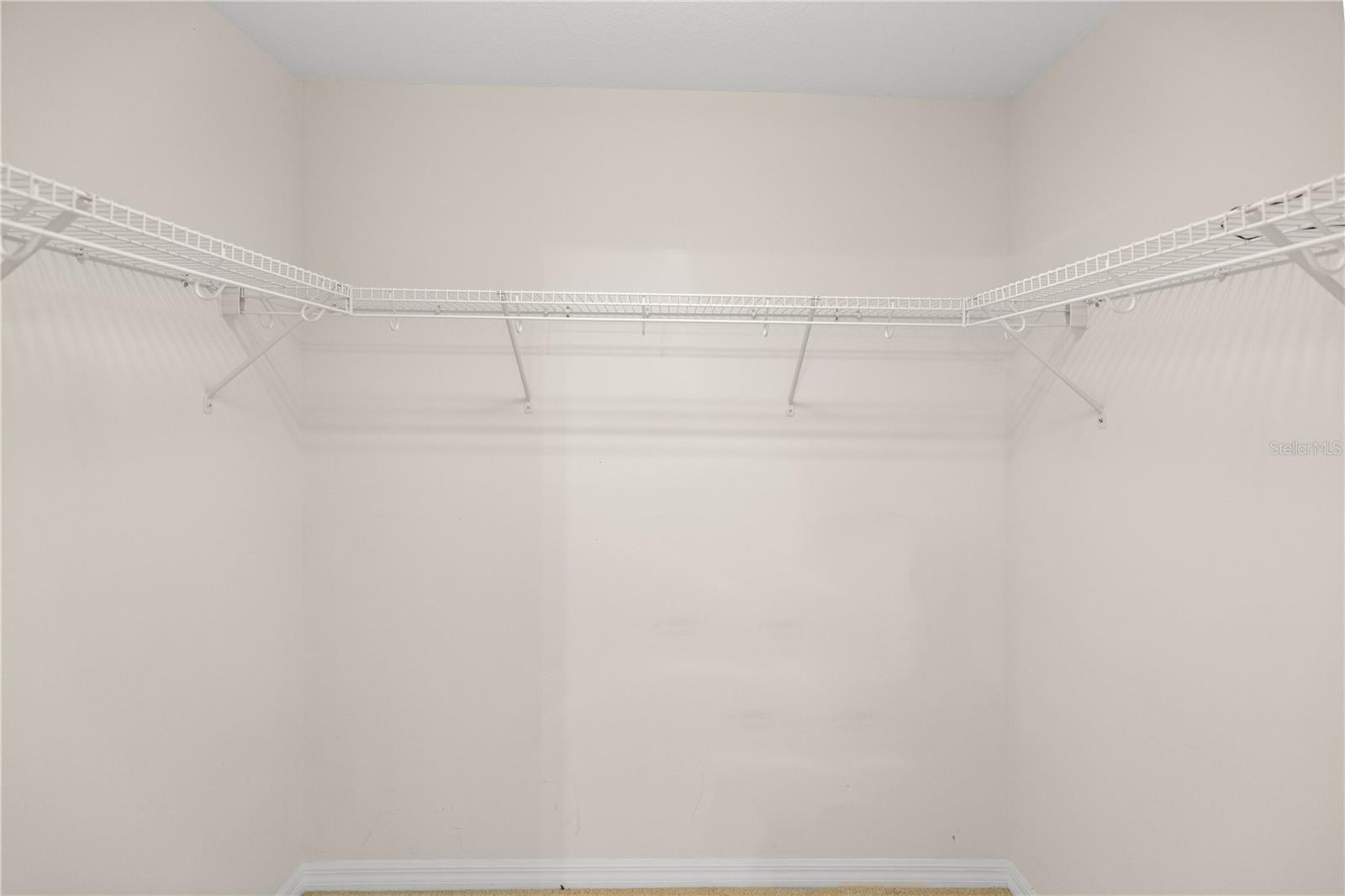 RAINBOW LAKES ESTATE - Residential