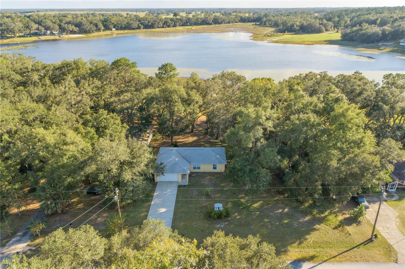 RAINBOW LAKES ESTATE - Residential