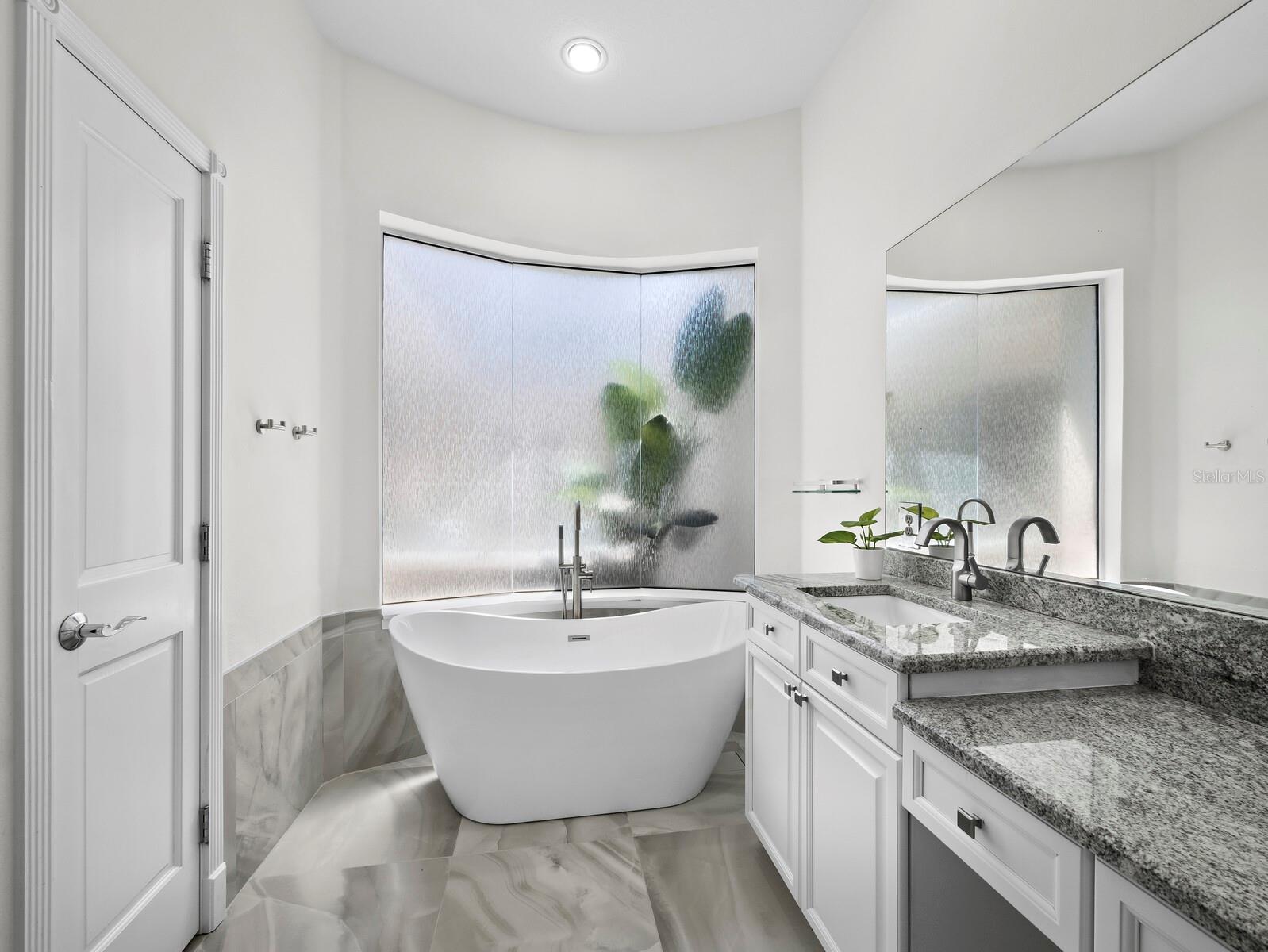 EMERALD POINTE SOUTH - Residential