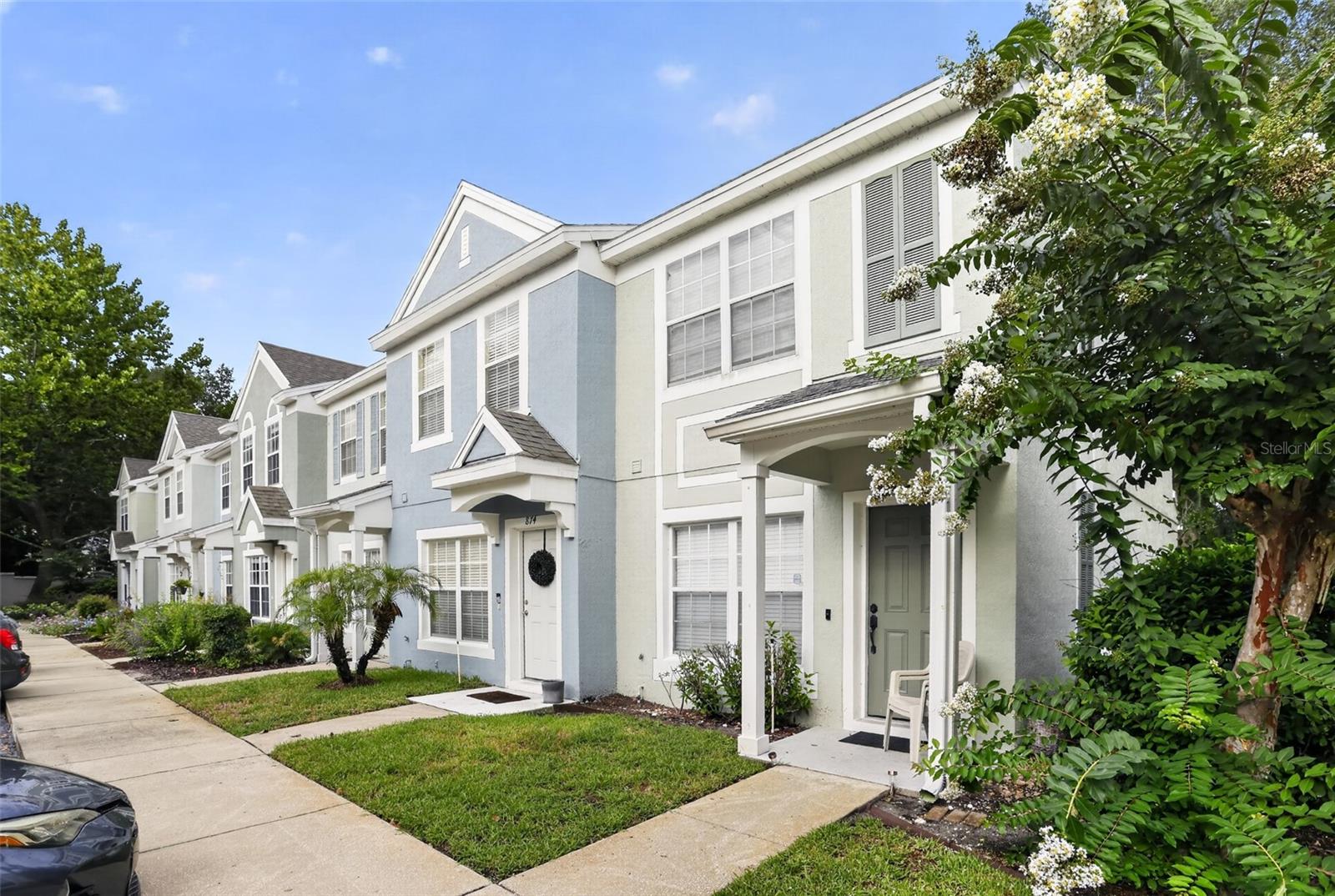 866 VINELAND PLACE