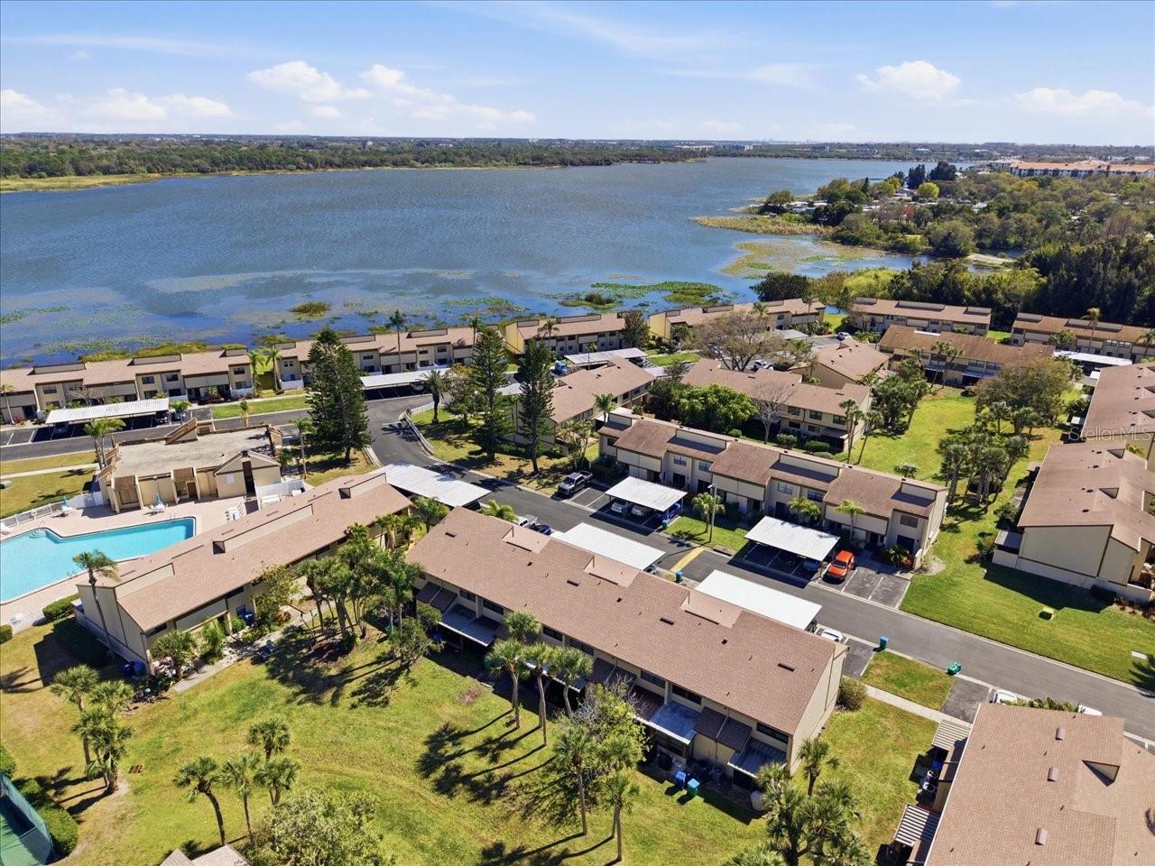 TOWNHOMES OF LAKE SEMINOLE - Residential