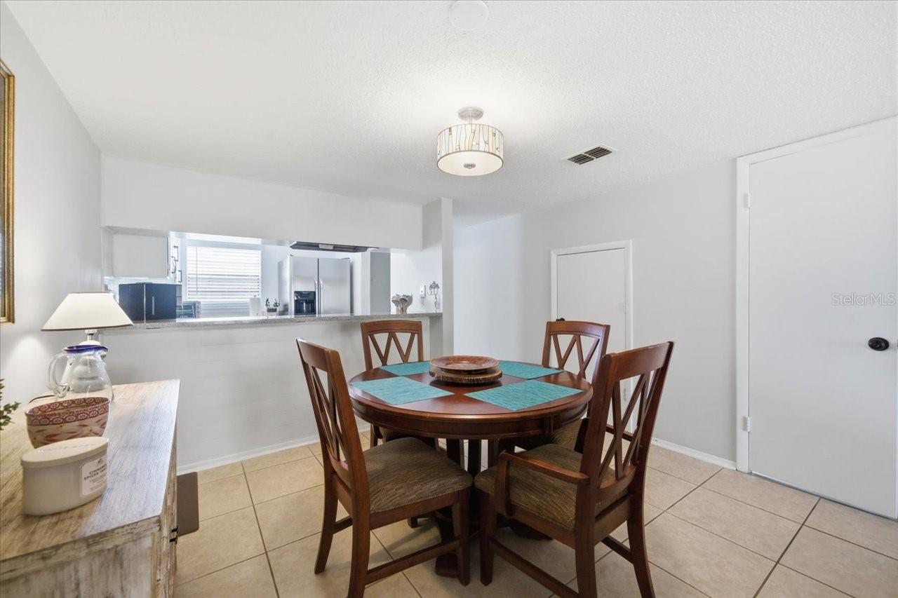 TOWNHOMES OF LAKE SEMINOLE - Residential