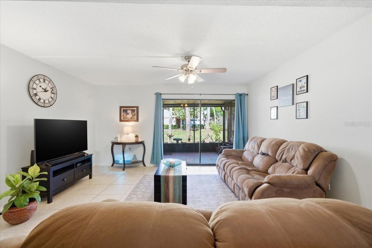 TOWNHOMES OF LAKE SEMINOLE - Residential