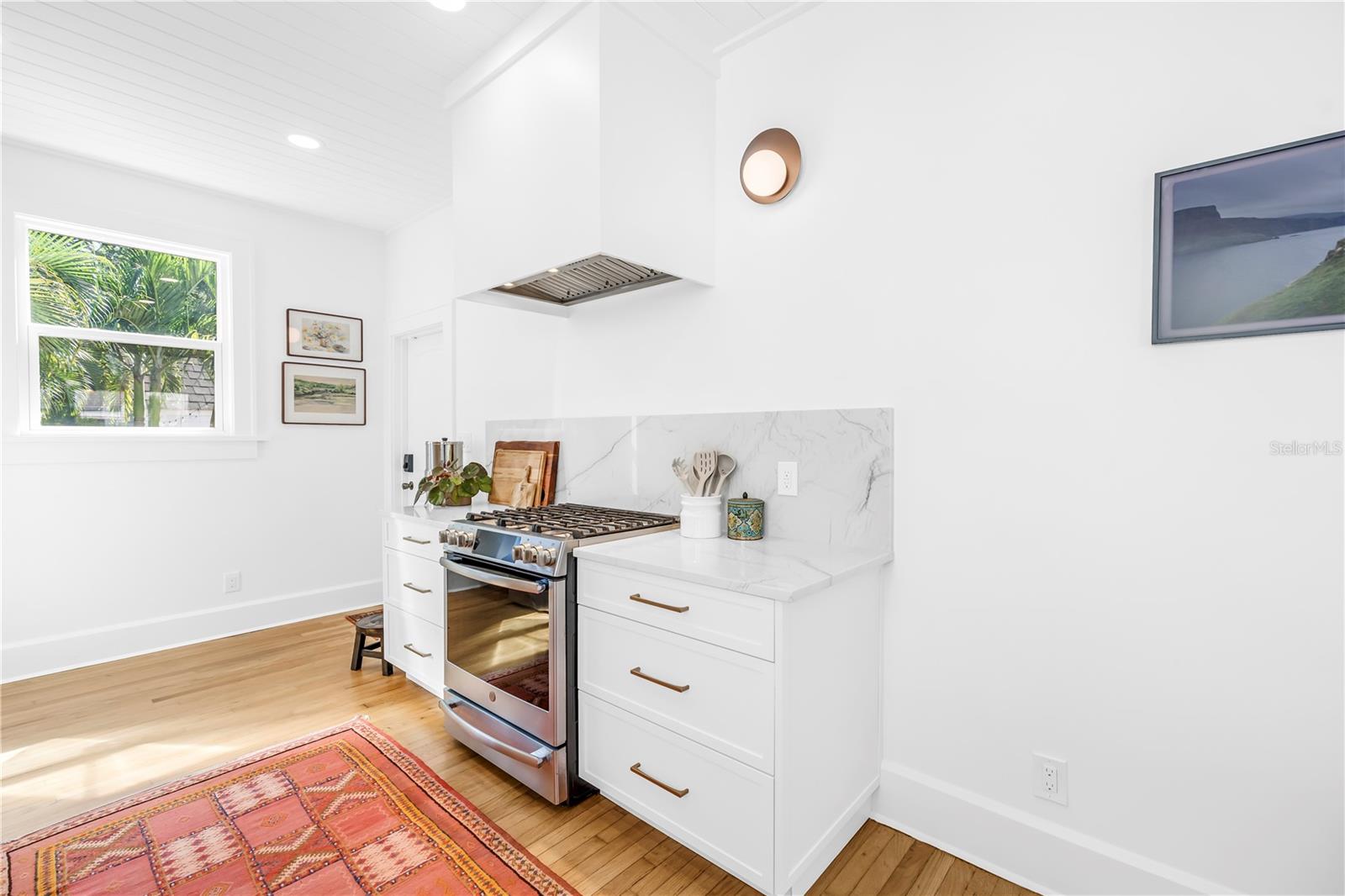 HALLS CENTRAL AVE 2 - Residential