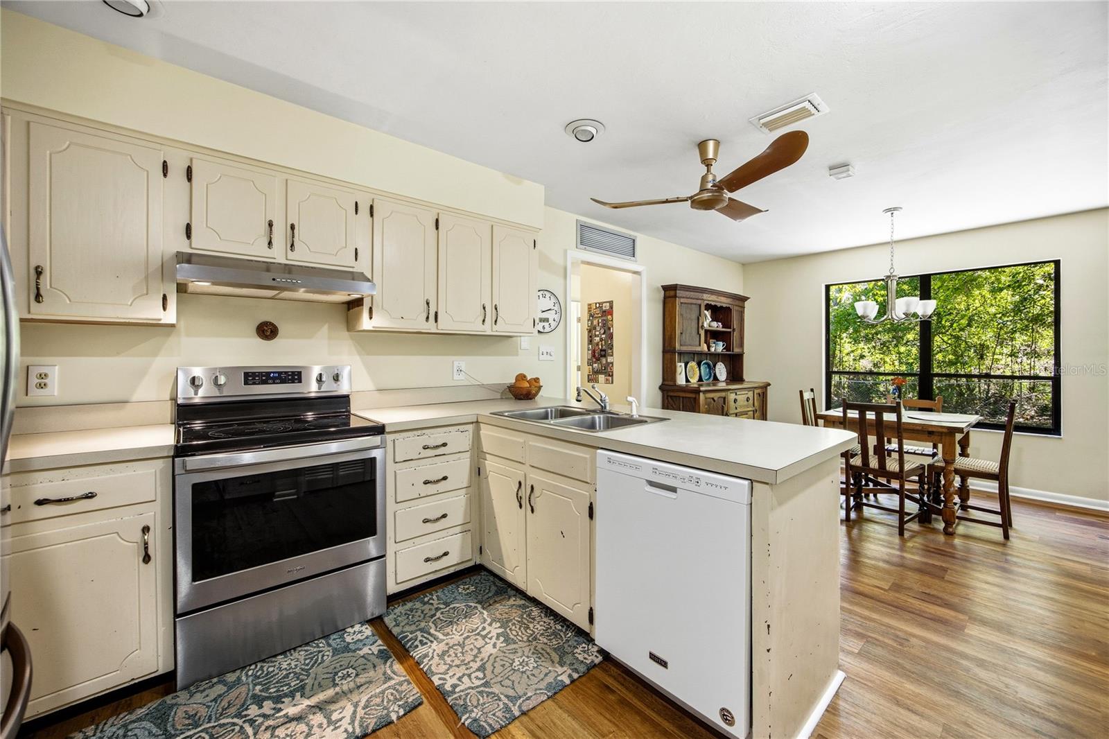 SPRING FOREST - Residential