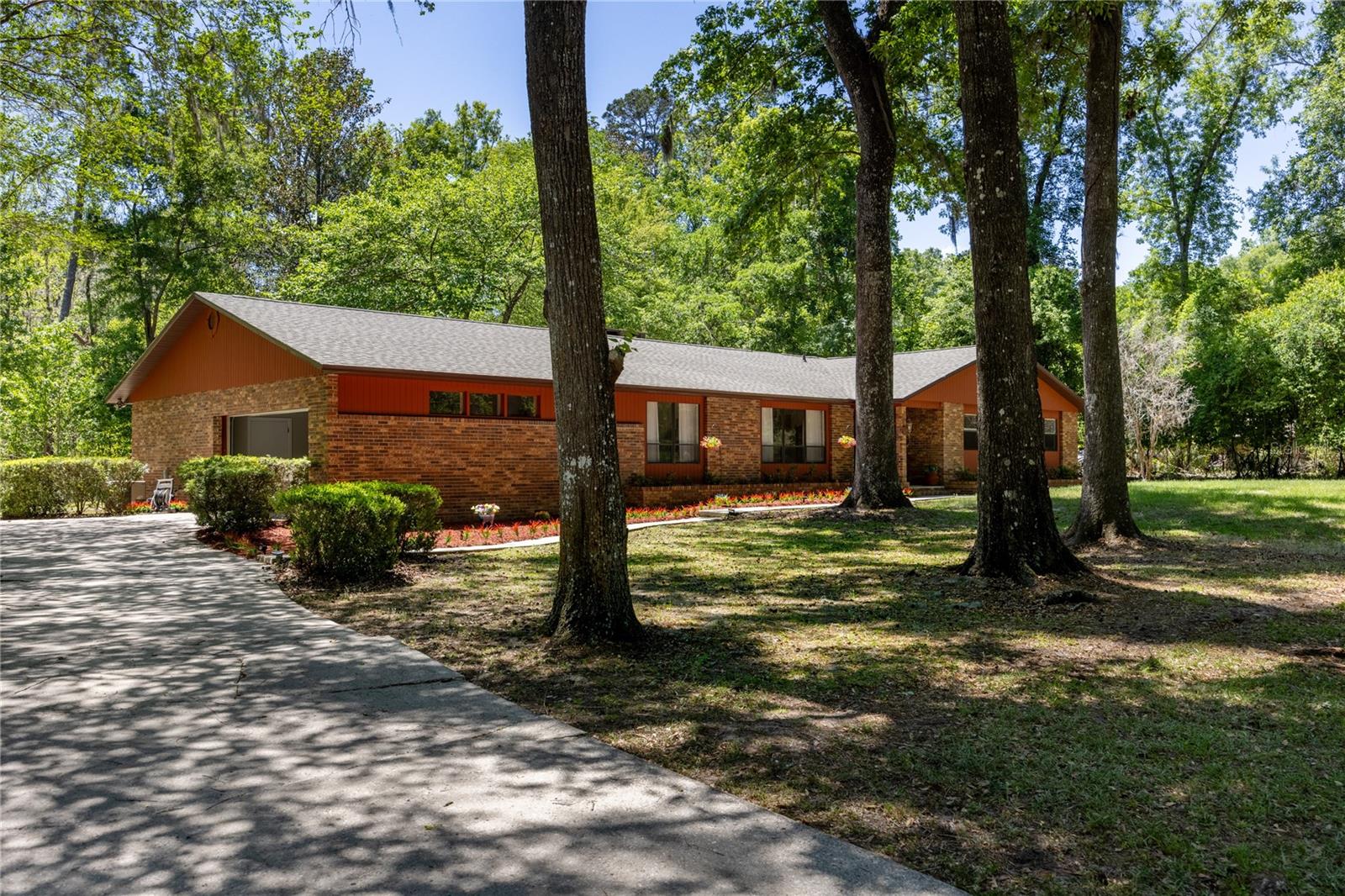 SPRING FOREST - Residential