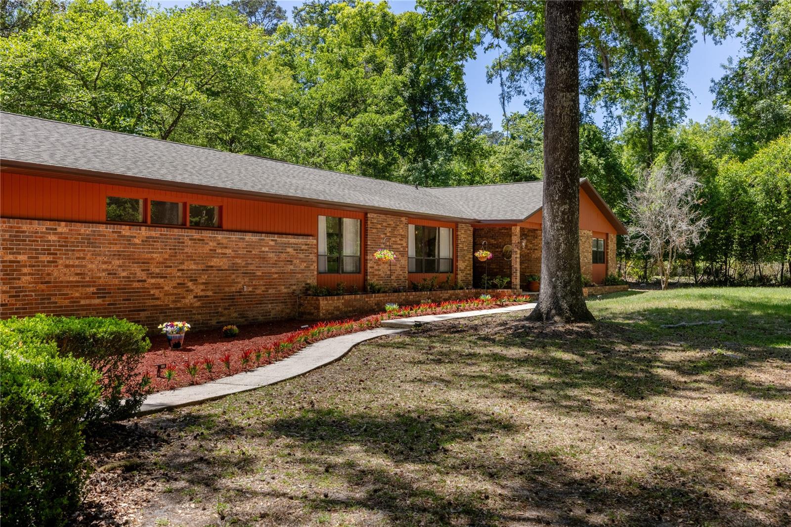 SPRING FOREST - Residential