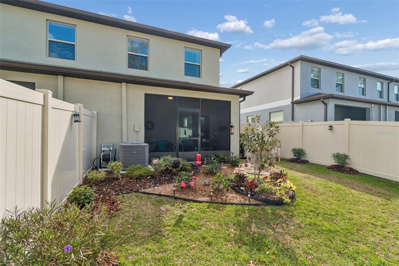 TOWNES/DARLINGTON - Residential