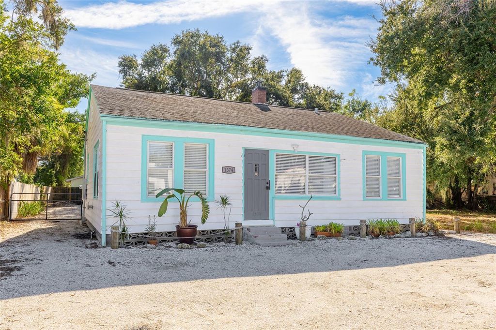 Photo of 1374 20th Street, Sarasota, FL 34234 (MLS # A4674981)