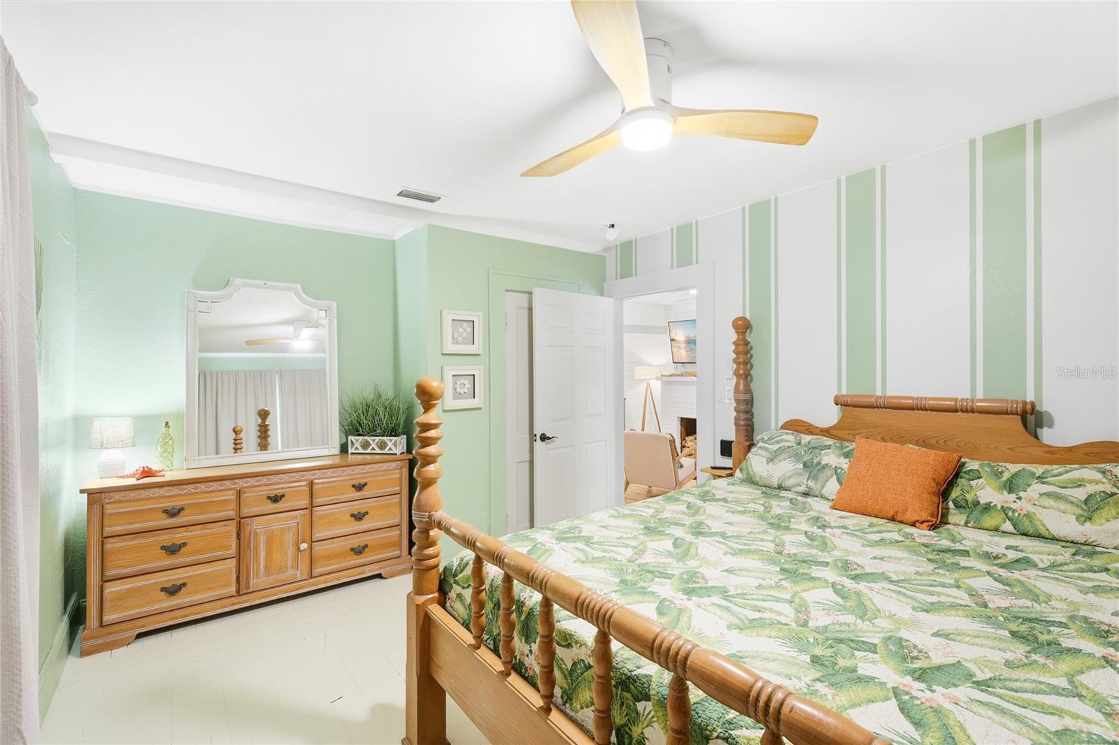 HILLCREST 3RD ADD TO - Residential