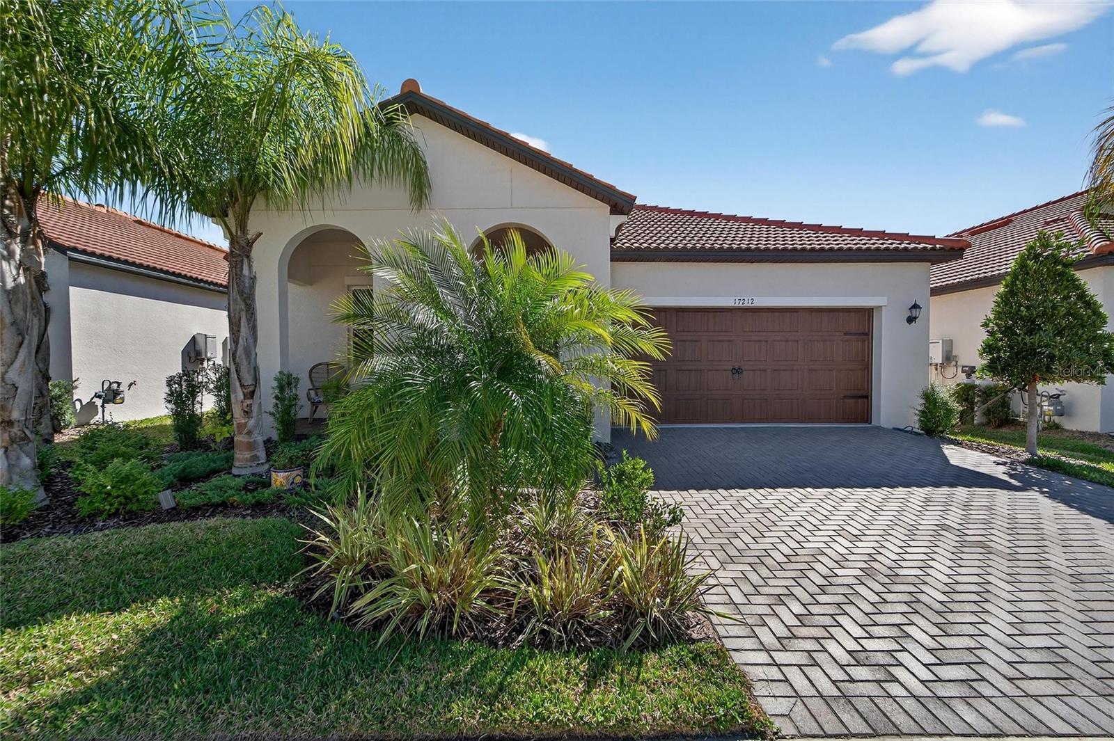 17212 HOLLY WELL AVENUE