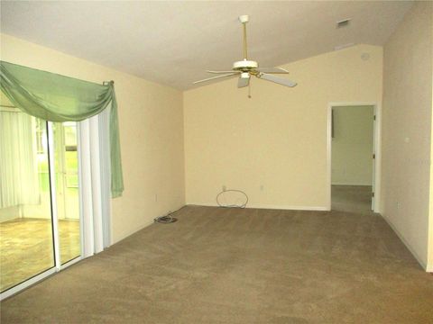 A home in DUNNELLON