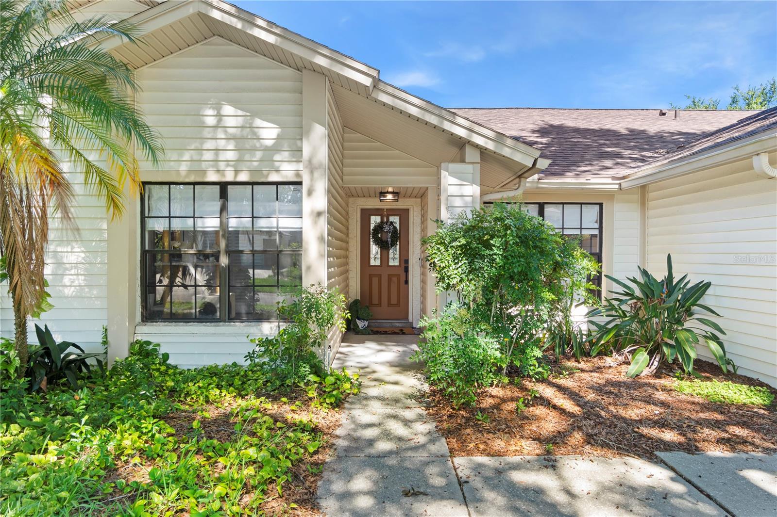 2556 ARBORWOOD DRIVE