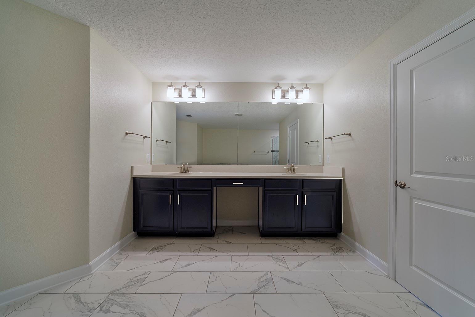 PANTHER VIEW - Residential Lease