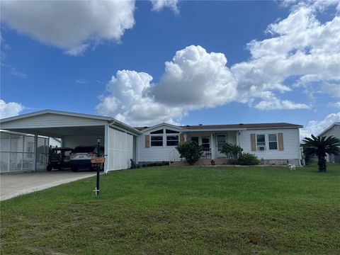 Photo of 13259 SE 49th Court, Belleview, FL 34420 (MLS # OM711094)