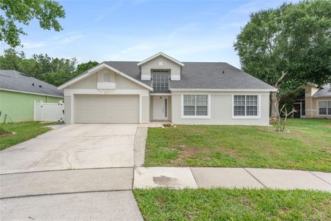 Photo of 632 Herons Nest Court, Orlando, FL 32825 (MLS # O6406271)